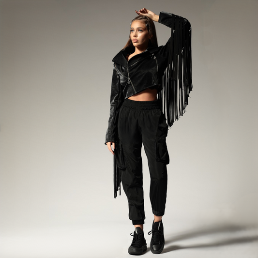 Geaca dama neagra din piele cu franjuri Wild West