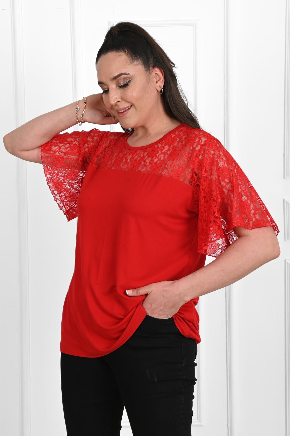 Tricou dama marimi mari cu dantela