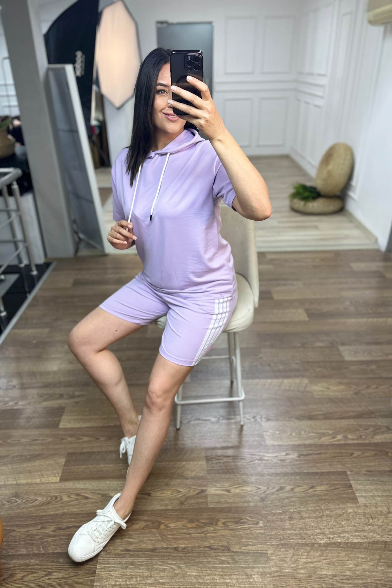 Dres damski plus size w paski z szortami
