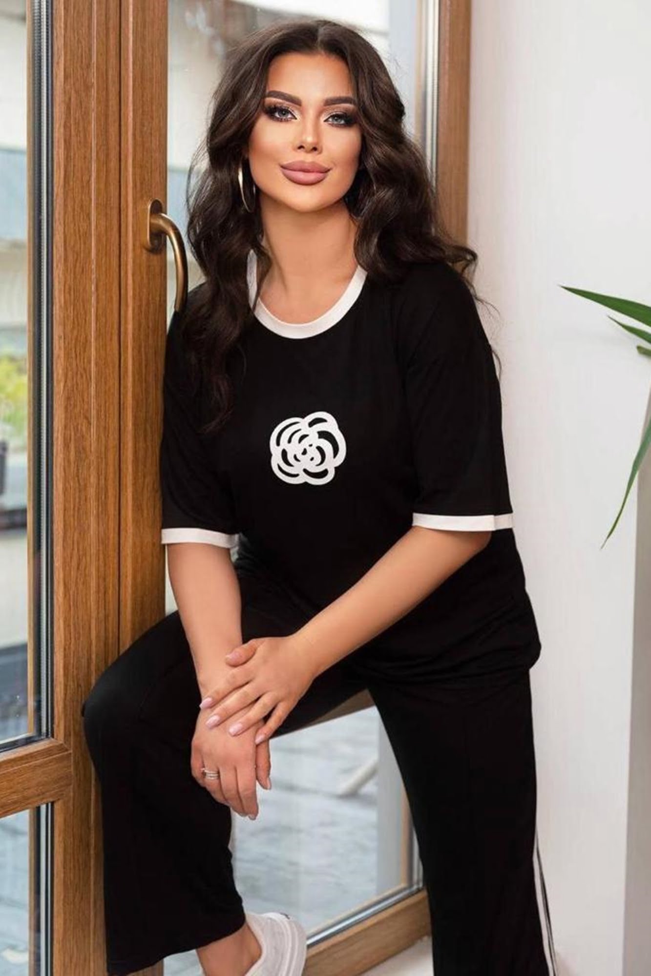 Damski dres w dużych rozmiarach w kwiaty