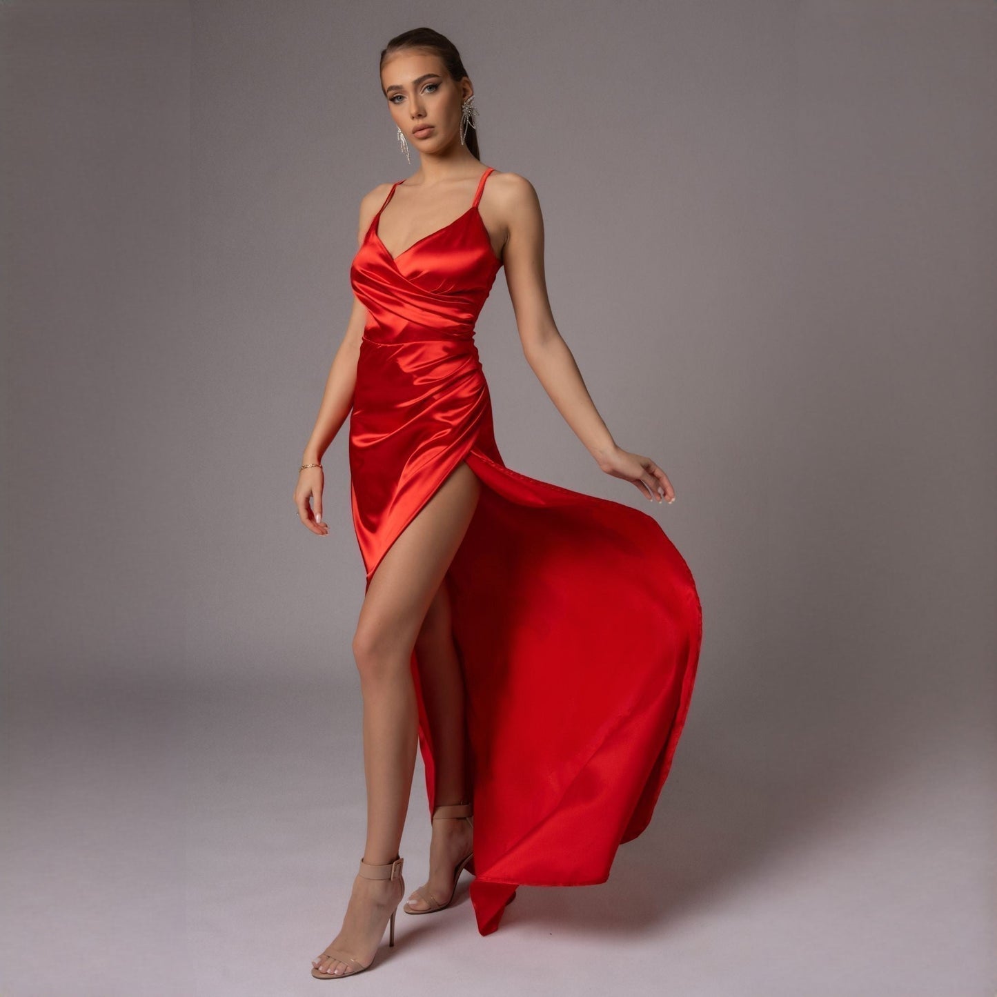 Rochie lunga rosie din satin