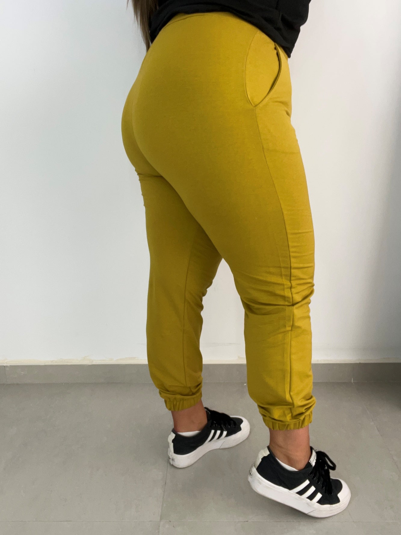 Damskie spodnie dresowe plus size