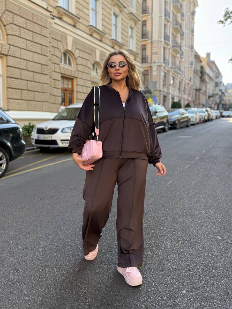 Trening dama marimi mari catifea