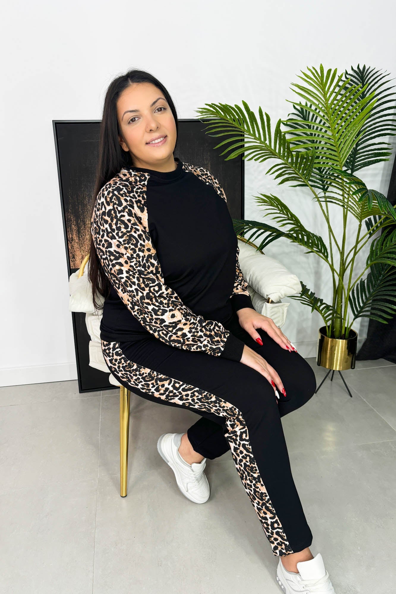 Trening dama marimi mari cu imprimeu animal print