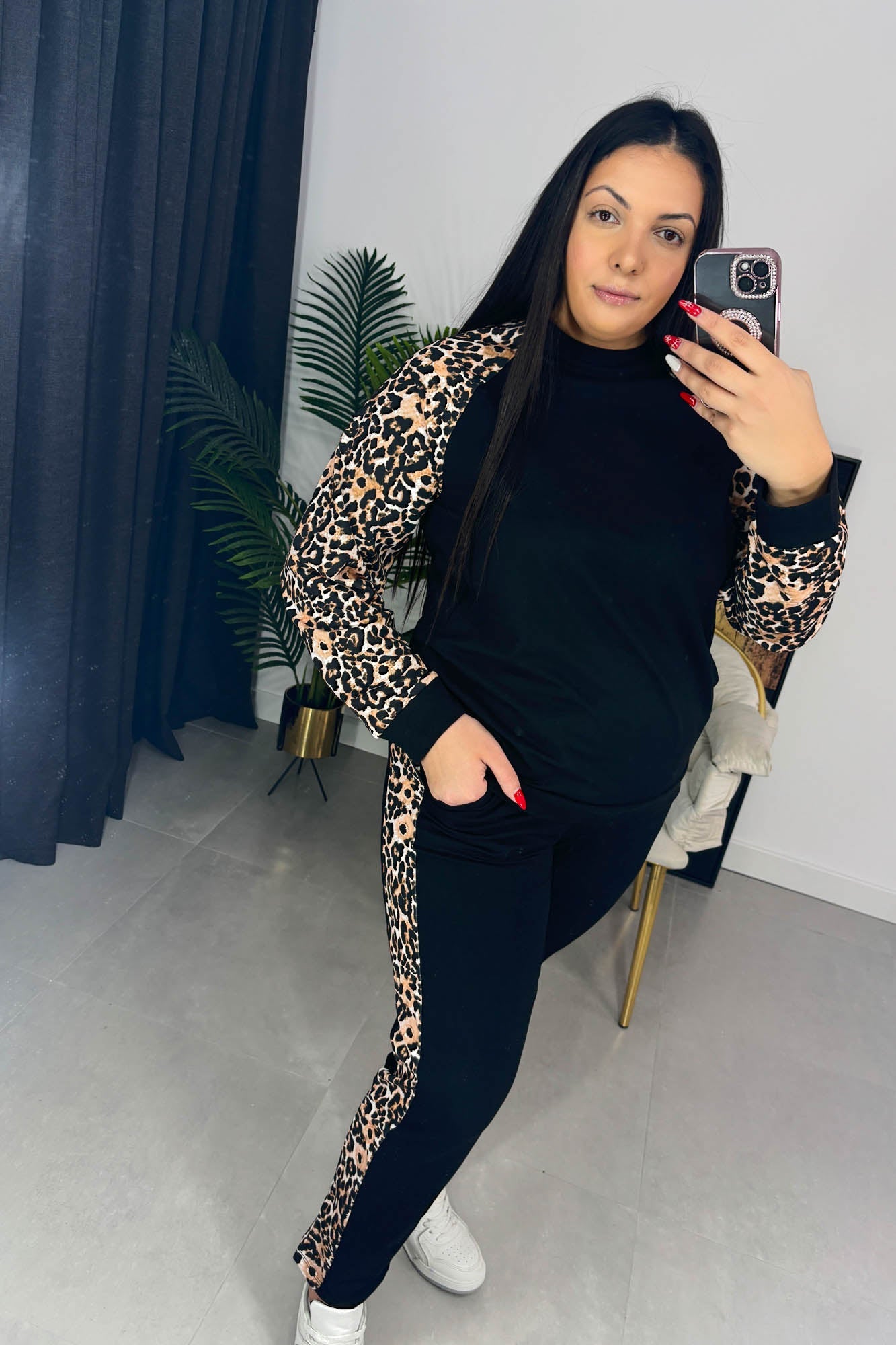 Trening dama marimi mari cu imprimeu animal print