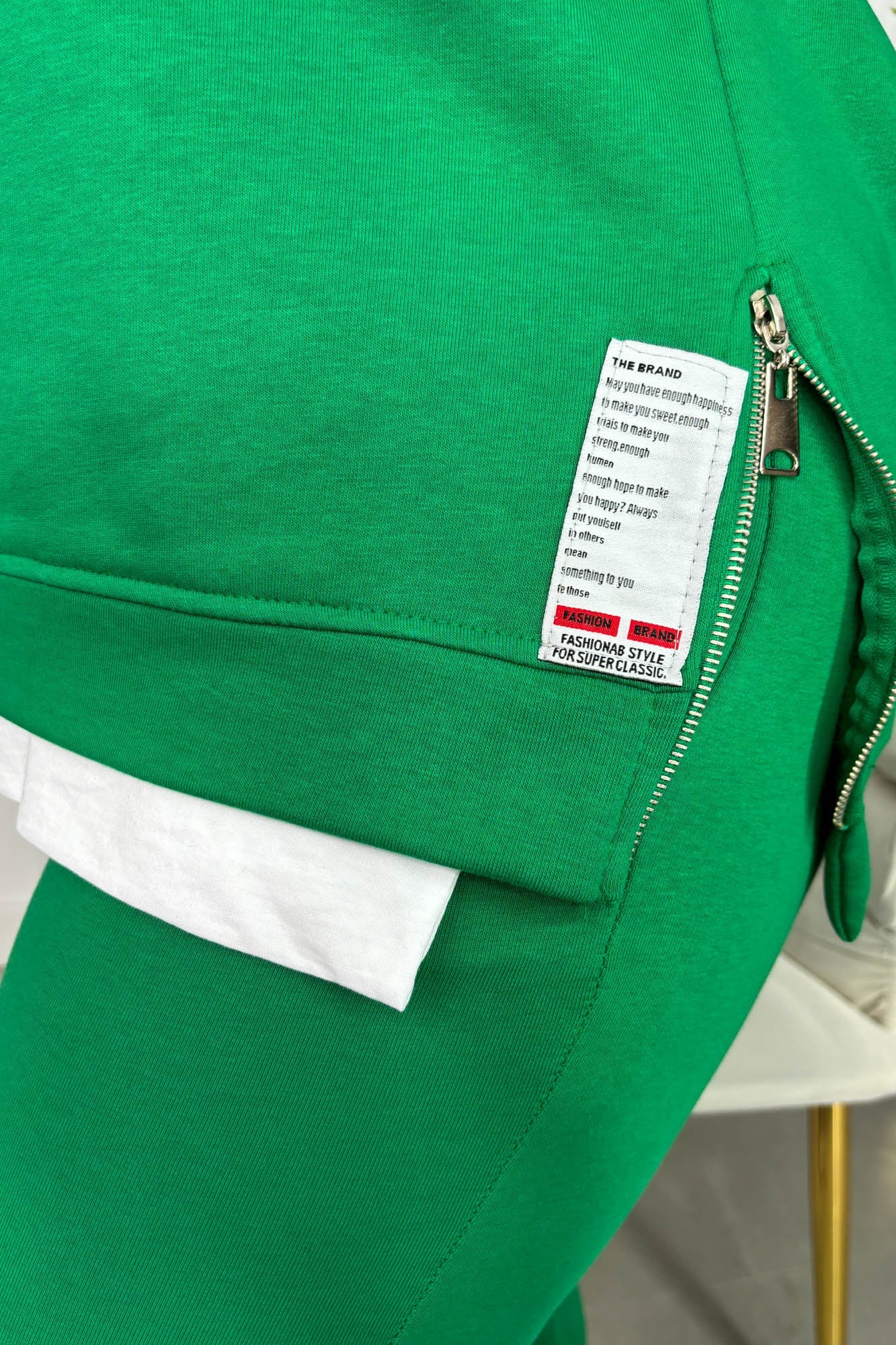 Damen-Trainingsanzug in großen Größen