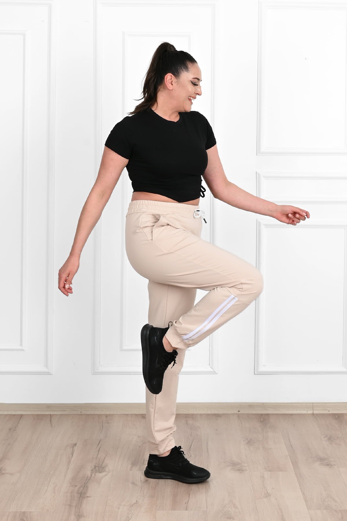 Damen-Jogginghose in großen Größen mit Streifen