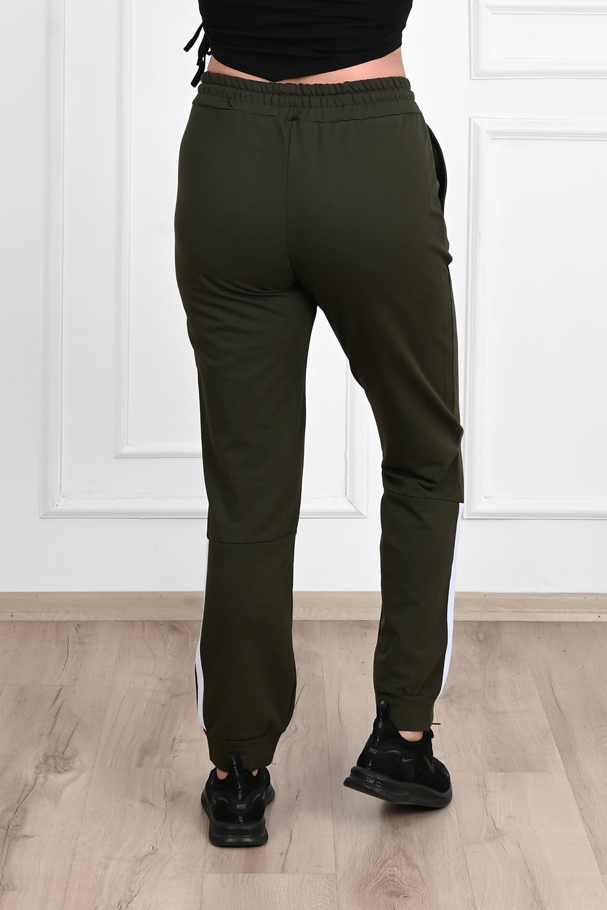Damen-Jogginghose in großen Größen mit Streifen