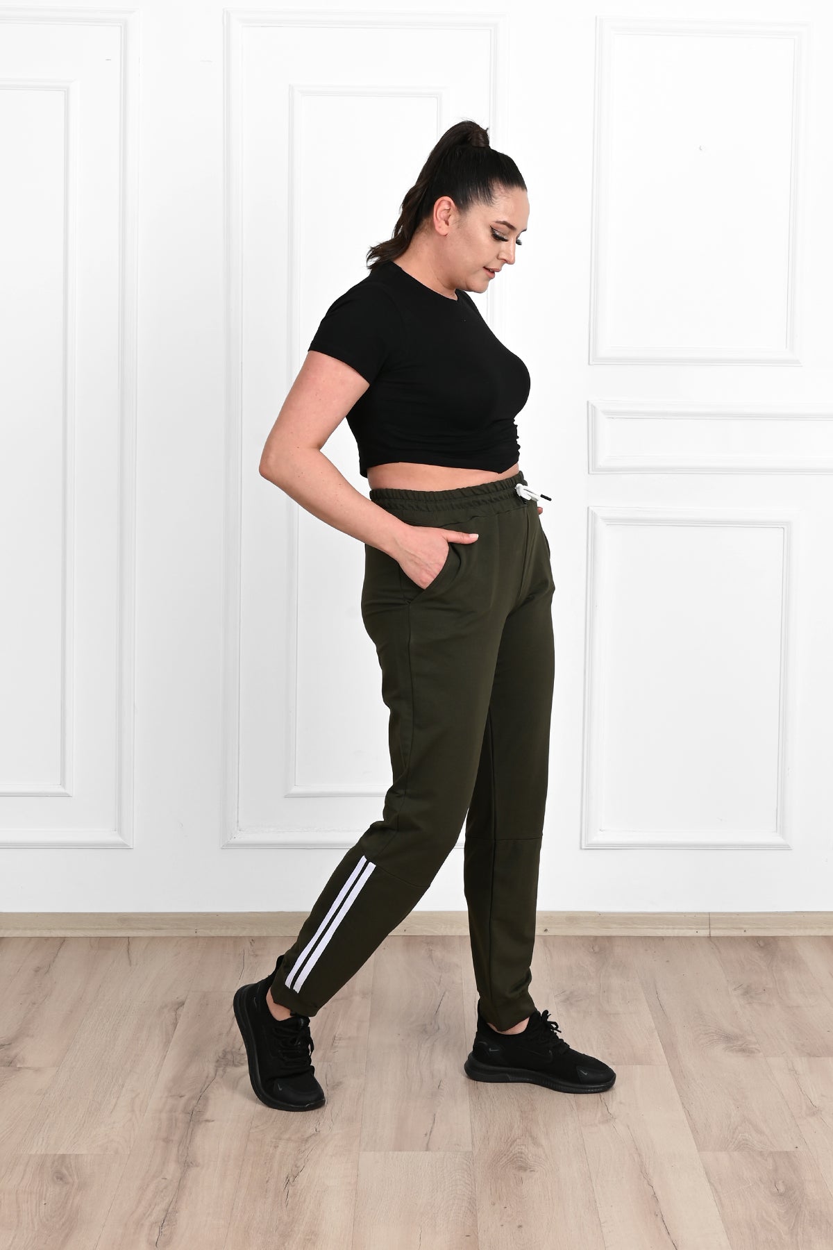 Damen-Jogginghose in großen Größen mit Streifen