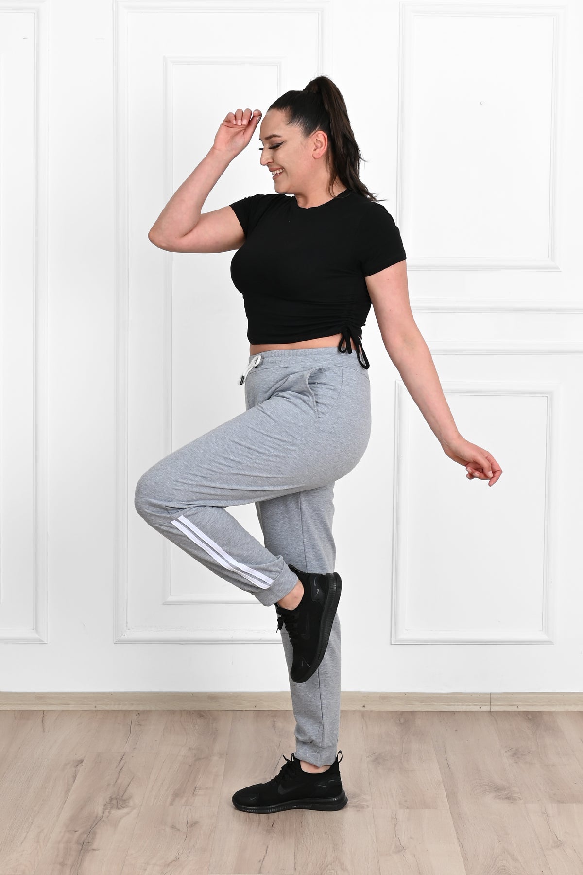 Damen-Jogginghose in großen Größen mit Streifen