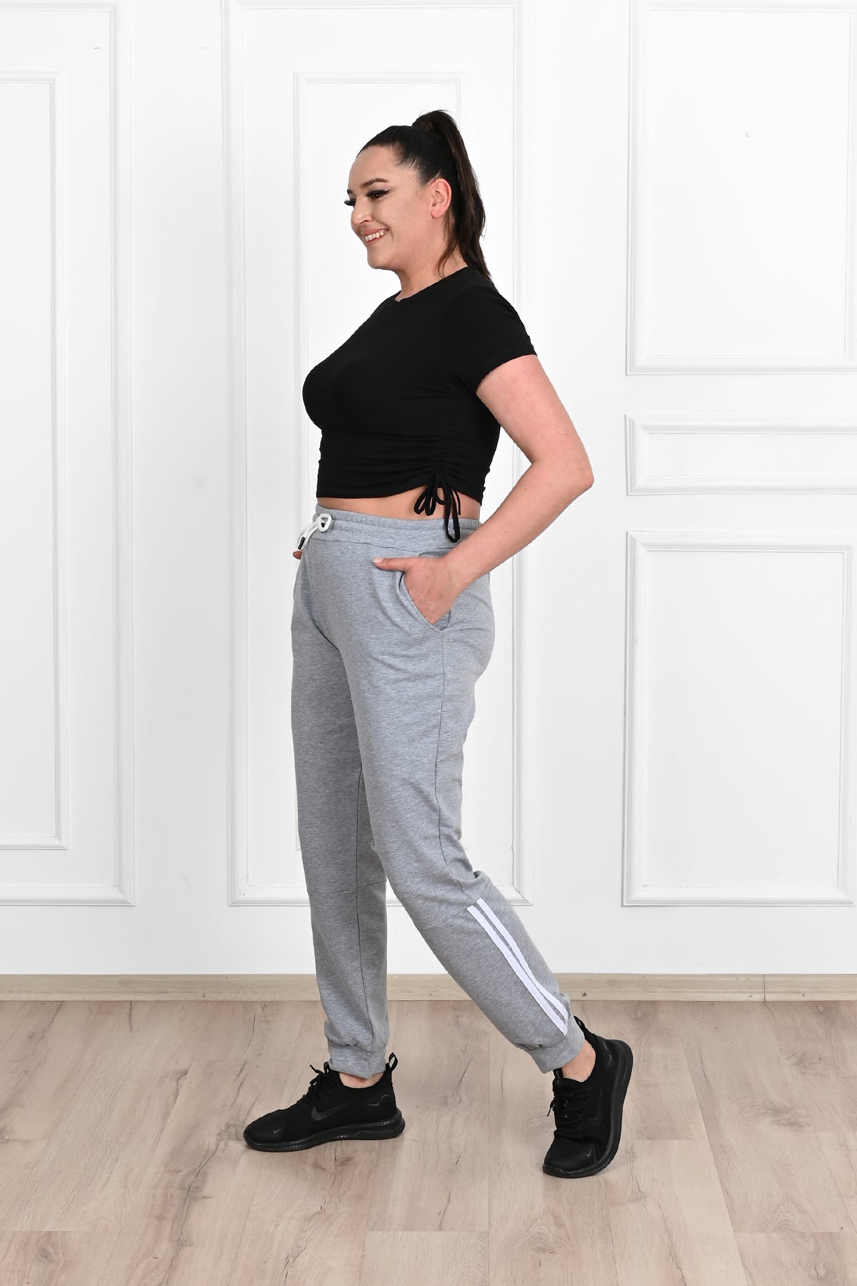 Damen-Jogginghose in großen Größen mit Streifen