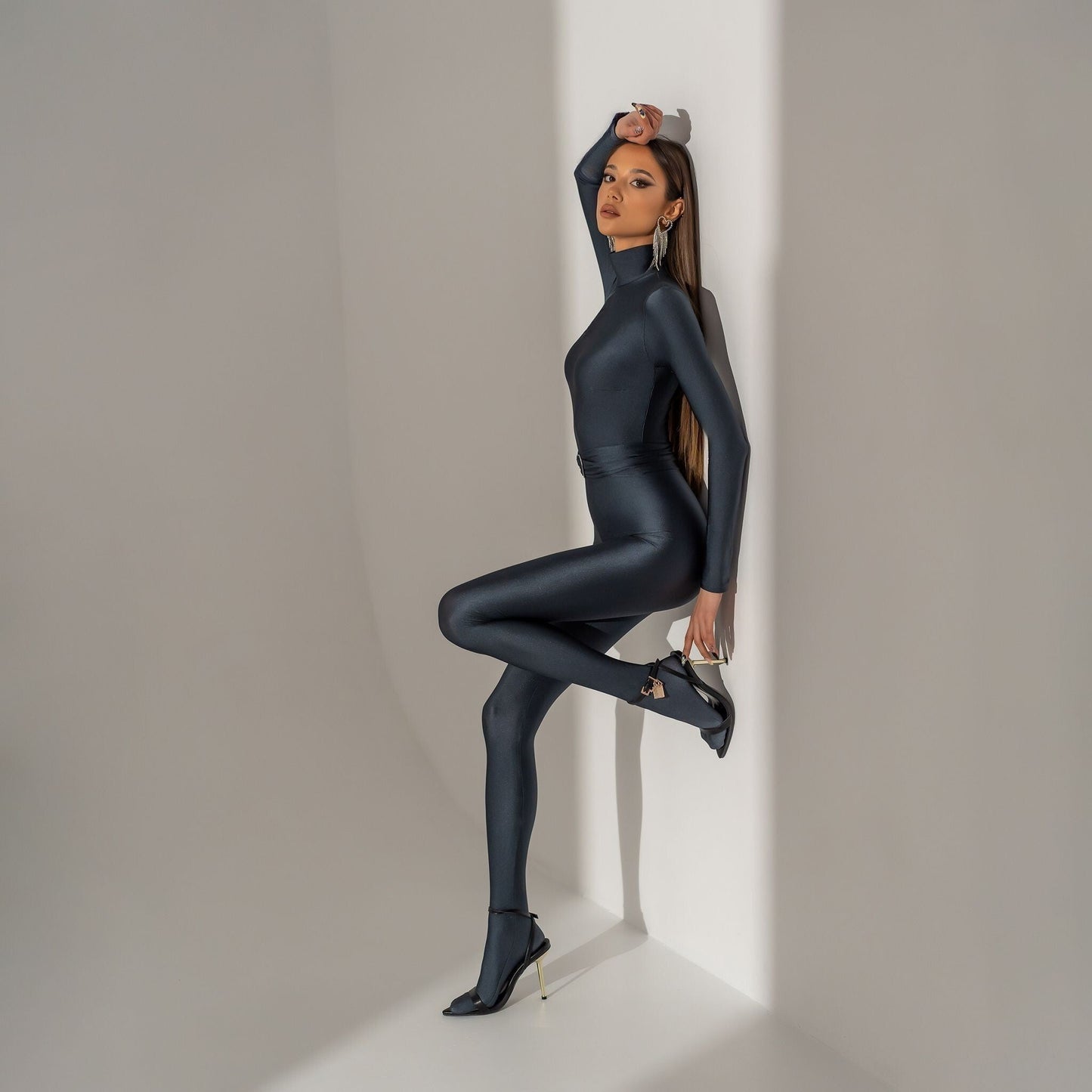 Salopeta dama modelatoare din lycra contractoare Gun Metal