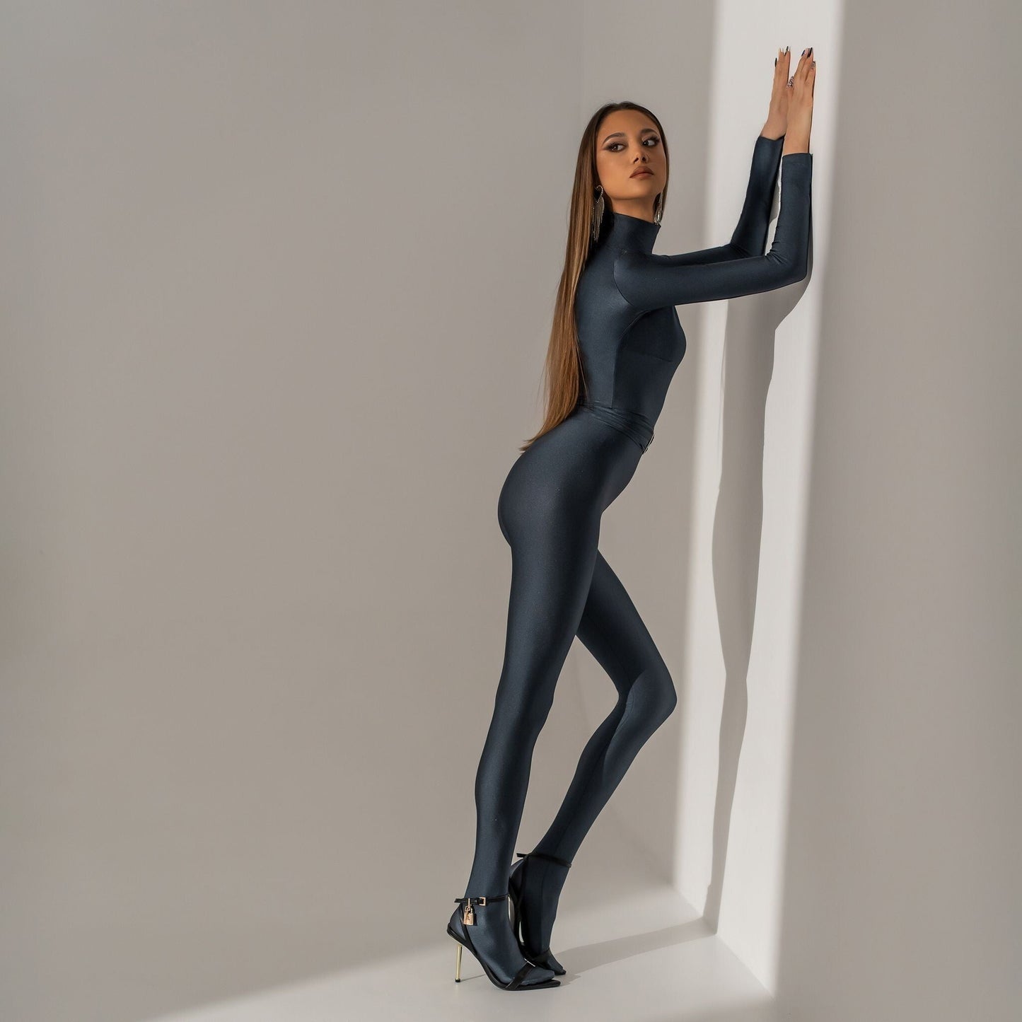Salopeta dama modelatoare din lycra contractoare Gun Metal