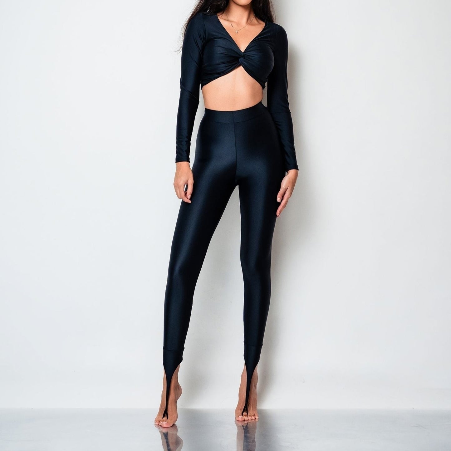 Bustiera modelatoare cu maneca lunga si nod Delulu