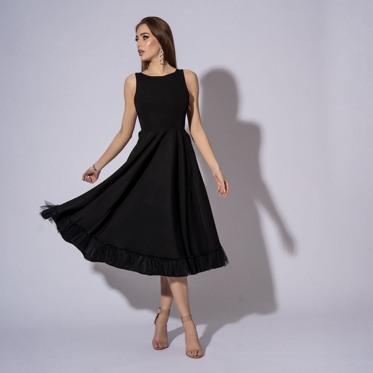 Rochie neagra cu spatele gol