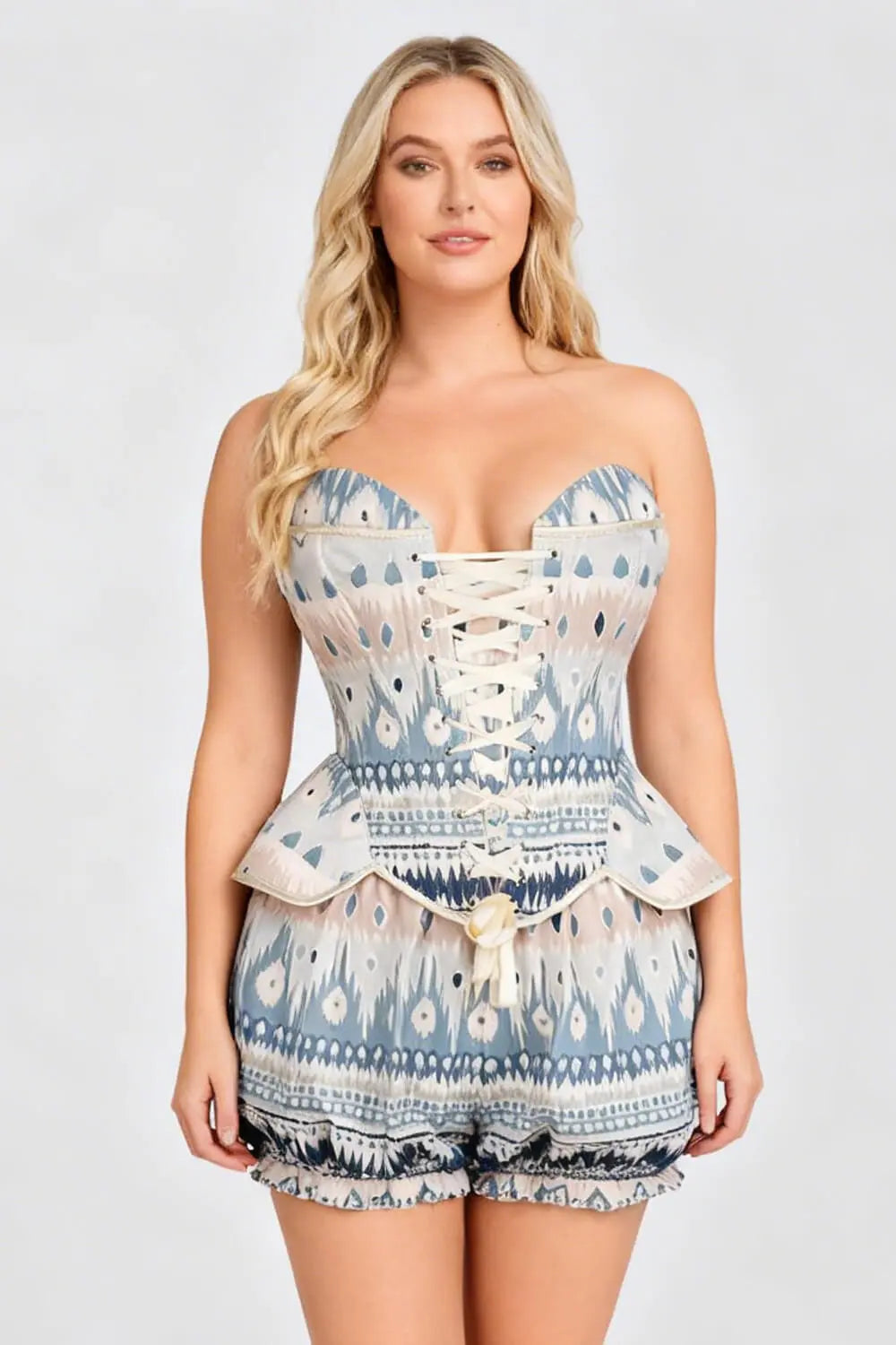 Shawnna Korsett und Shorts mit Bohemian-Ikat-Muster