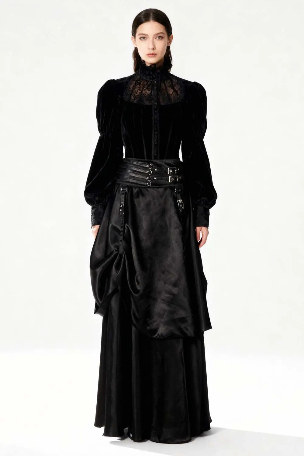 Fustă Steampunk Neagră din Satin cu Bustle – Stil Victorian & Accente Industriale