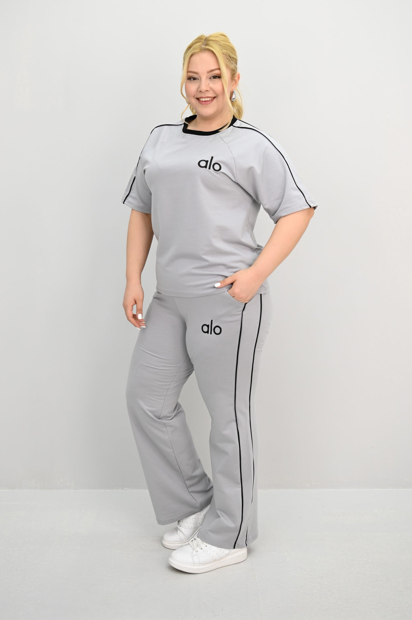 Dres damski w dużych rozmiarach