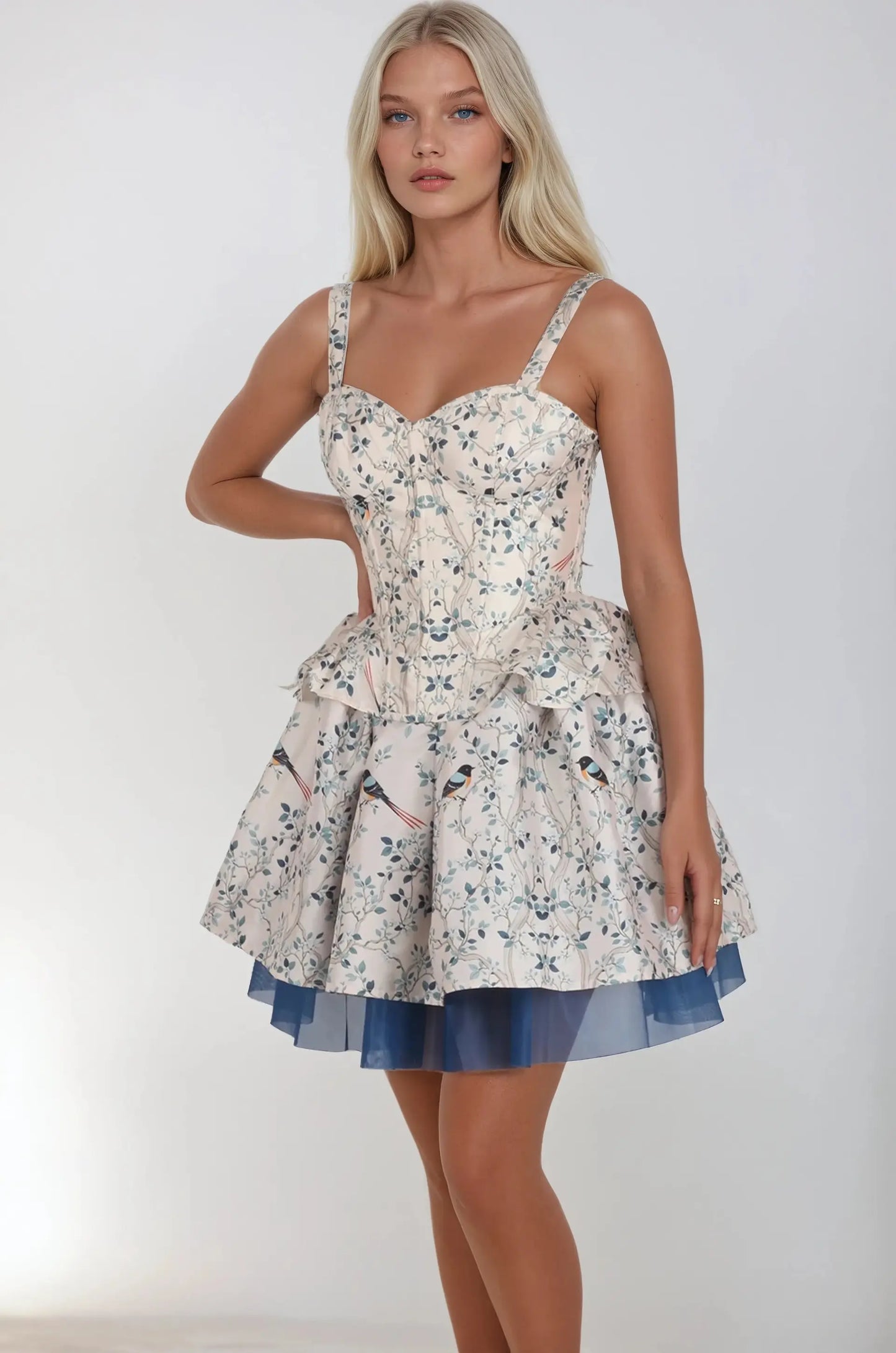 Set corset si fusta cu imprimeu păsări Song Bird Nolie din tafta crem.