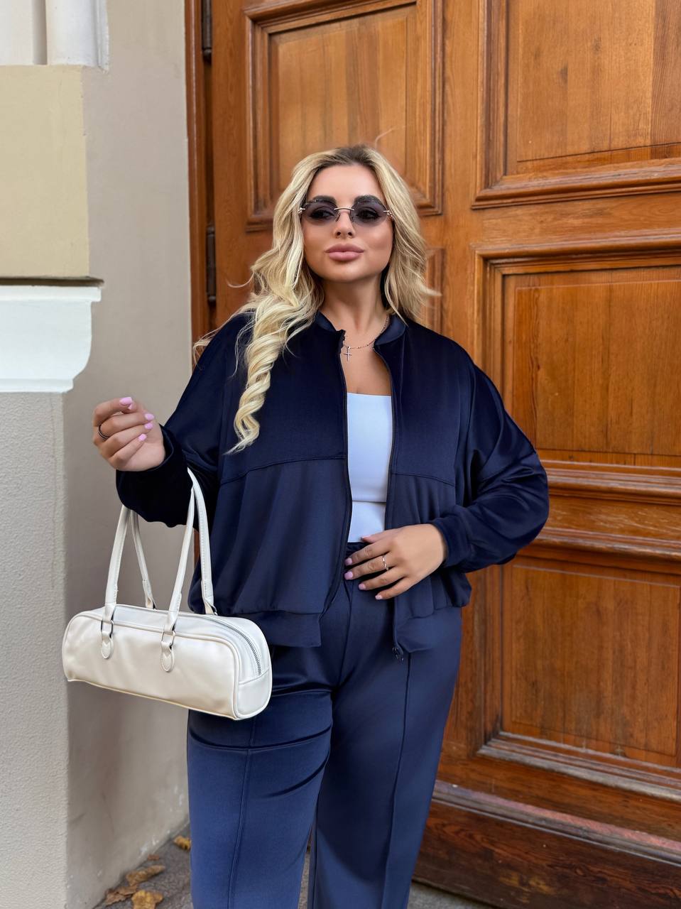 Trening dama marimi mari catifea