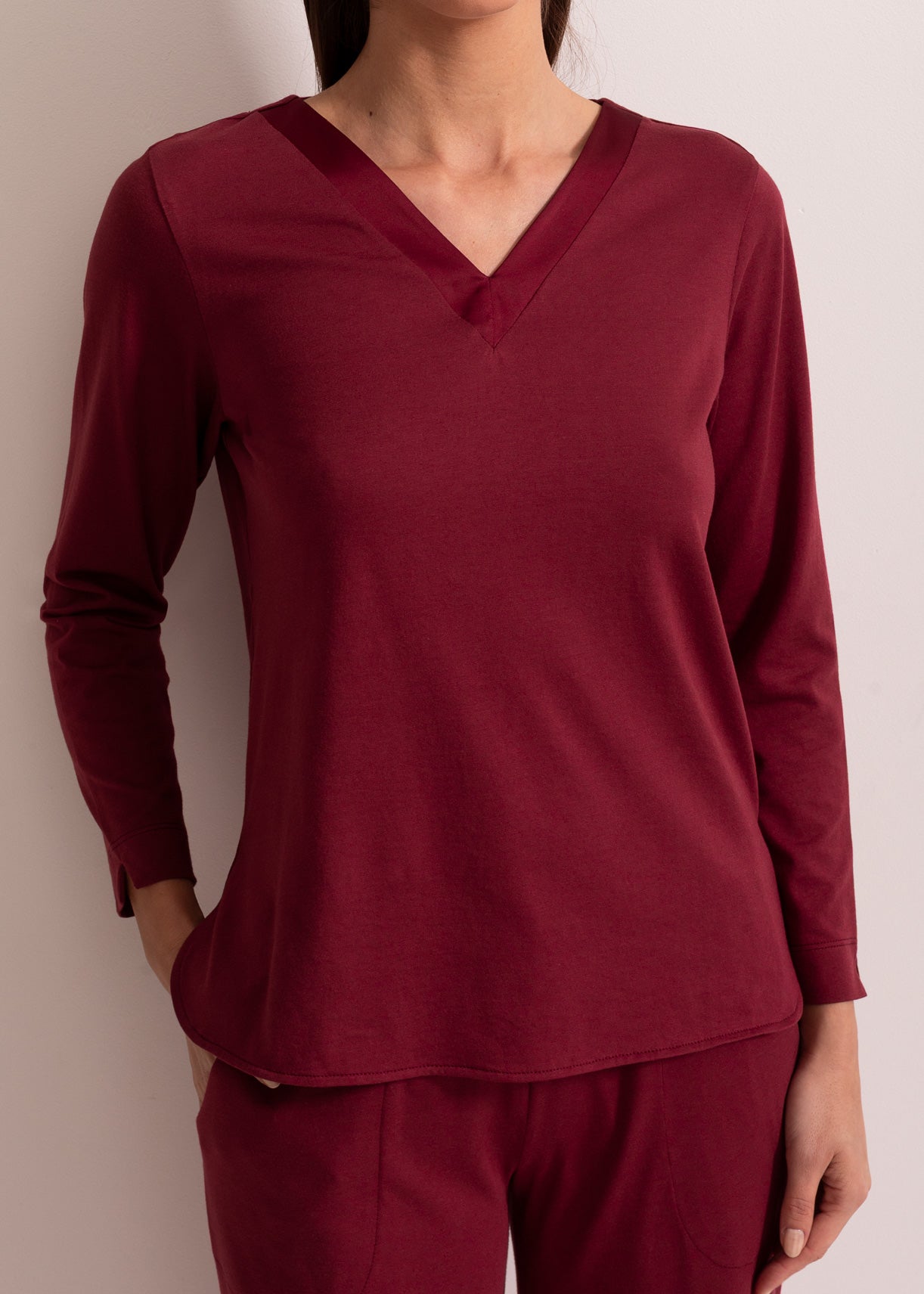 Bluză damă modal TENCEL™ – bluză cu mâneci lungi și decolteu în V elegant