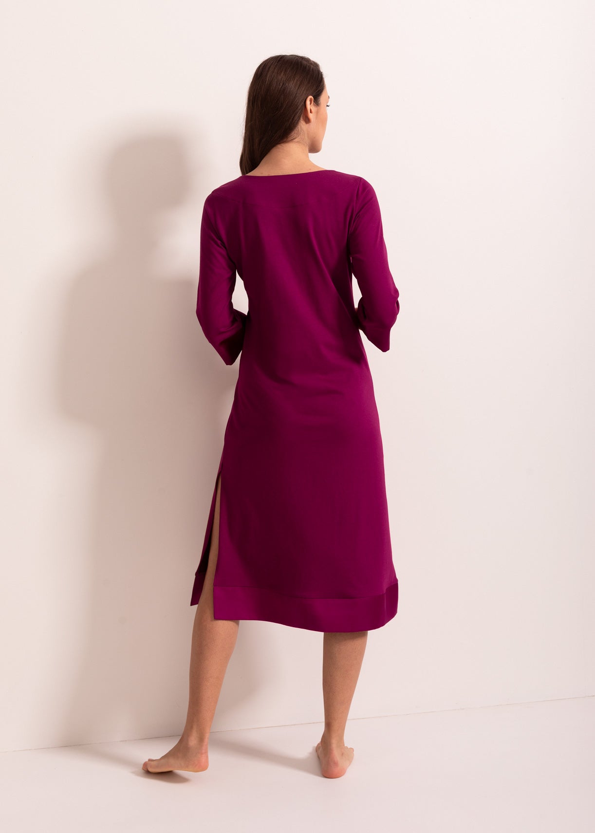 Cămașă de noapte damă TENCEL™ – model midi elegant, confortabil, cu mâneci 3/4