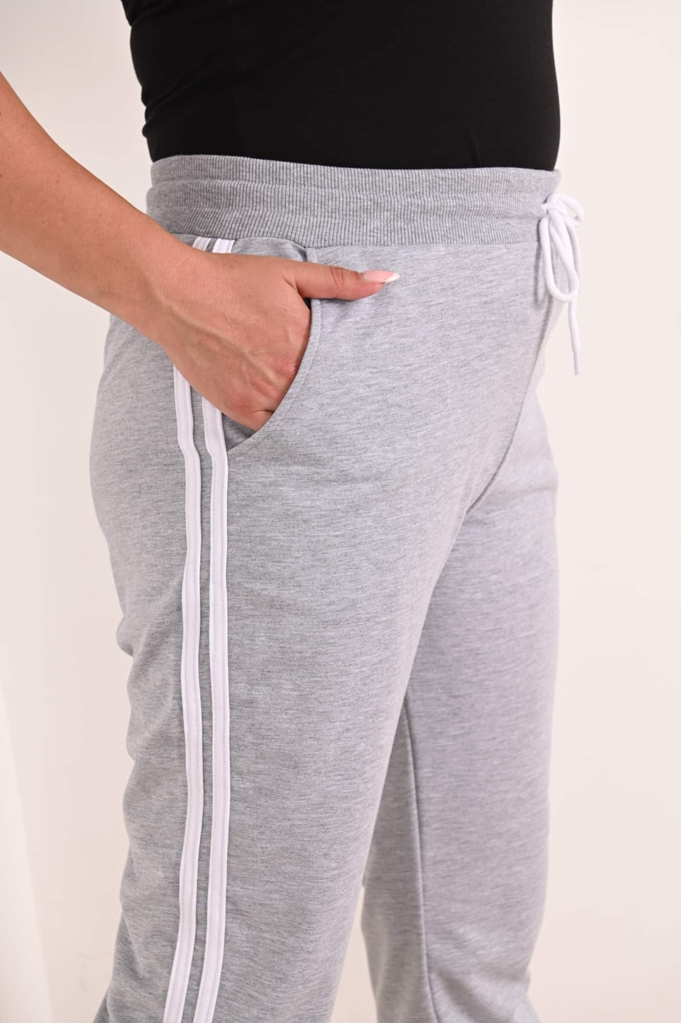 Pantalon dama marimi mari de trening 2 dungi
