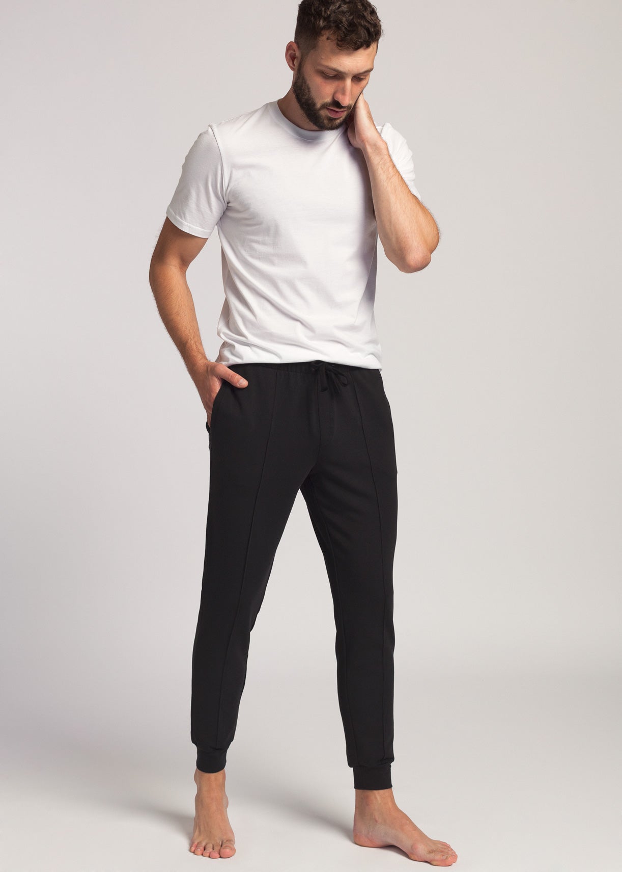 Pantaloni trening bărbați – Pantaloni sport confortabili, cu talie elastică și buzunare