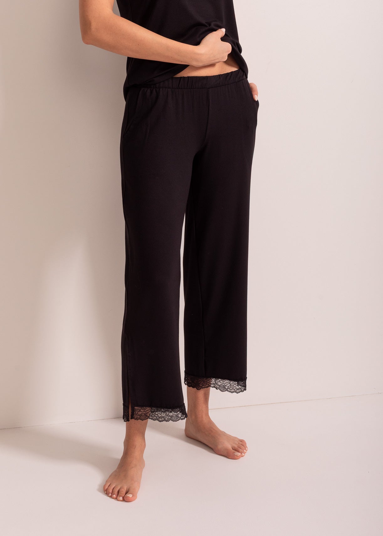 Pijama damă vâscoză – pijama confortabilă cu bluză cu mânecă scurtă și pantaloni 7/8