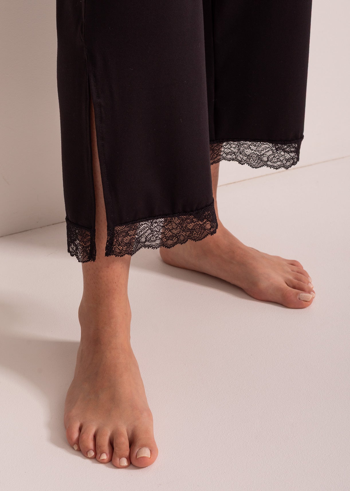 Pijama damă vâscoză – pijama confortabilă cu bluză cu mânecă scurtă și pantaloni 7/8