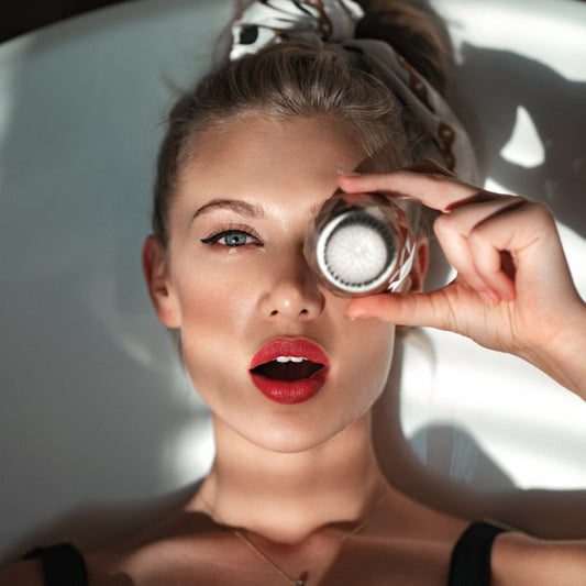 Sempasi Sol – perie sonica pentru curățare facială delicată și profundă